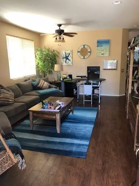 43739 Sondi Dr, Lancaster, CA 93536 photo 3