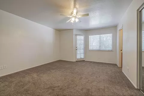 42947 Fenner Ave, Lancaster, CA 93534 photo 18