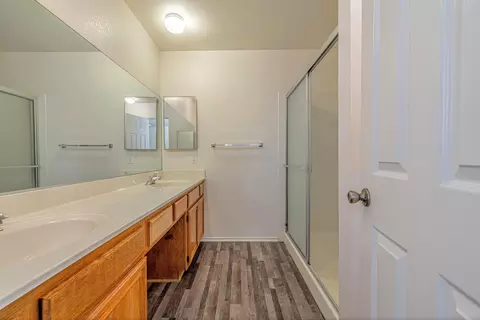 42947 Fenner Ave, Lancaster, CA 93534 photo 14