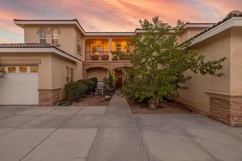 43881 Normandy Ln, Lancaster, CA 93536 photo 1