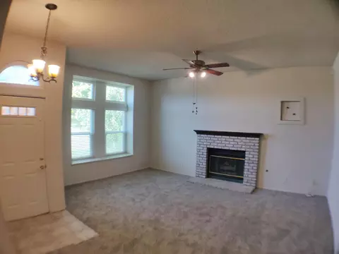 1148 Stephanie Ct, Lancaster, CA 93535 photo 3