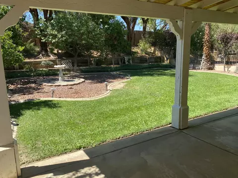 42013 Ash Ct, Quartz Hill, CA 93536 photo 32