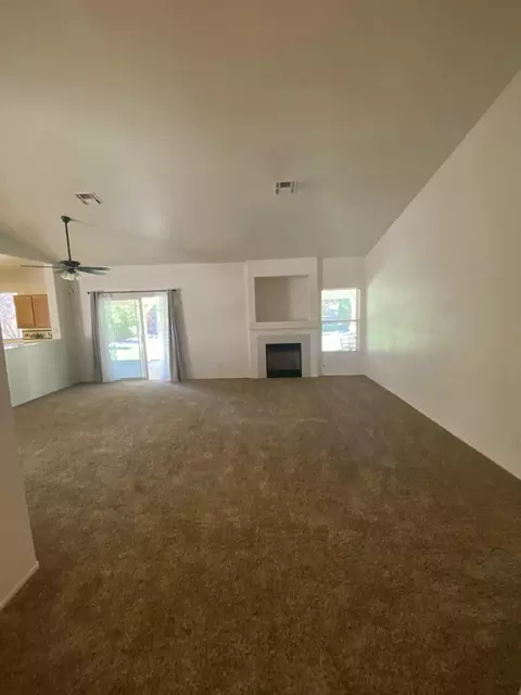 42013 Ash Ct, Quartz Hill, CA 93536 photo 7