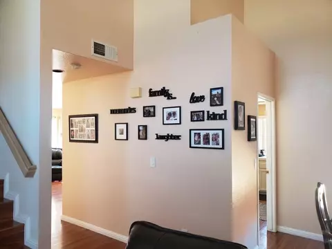 36855 32nd St E, Palmdale, CA 93550 photo 5