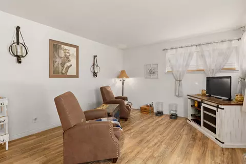 44712 Andale Ave, Lancaster, CA 93535 photo 5