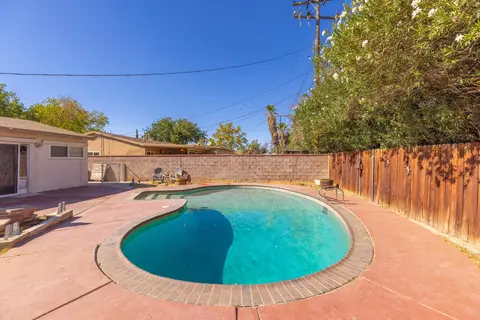 44712 Andale Ave, Lancaster, CA 93535 photo 18