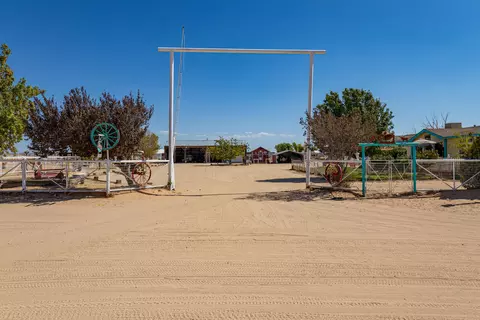 27936 Carmichael St, Boron, CA 93516 photo 31