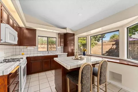 44602 Grove Ln, Lancaster, CA 93534 photo 9
