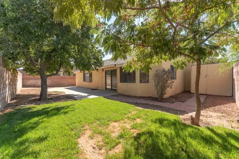 44602 Grove Ln, Lancaster, CA 93534 photo 20