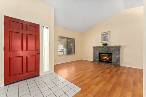 44602 Grove Ln, Lancaster, CA 93534 photo 4