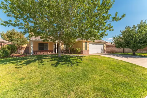 44602 Grove Ln, Lancaster, CA 93534 photo 1
