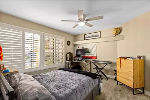 42727 Minstrel Dr, Lancaster, CA 93536 photo 23