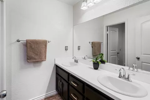 5728 Forry Ct, Lancaster, CA 93536 photo 24