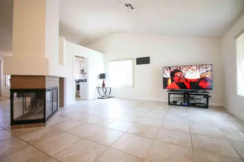 3709 Acorde Ave, Palmdale, CA 93550 photo 8