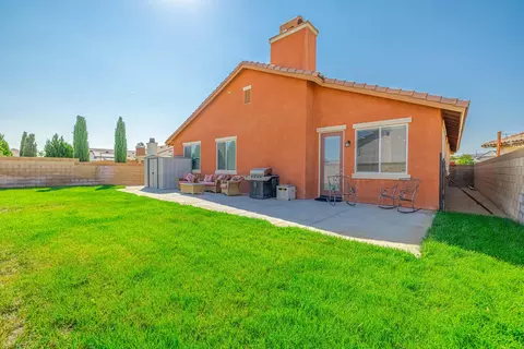 4129 Jonathon St, Lancaster, CA 93536 photo 25