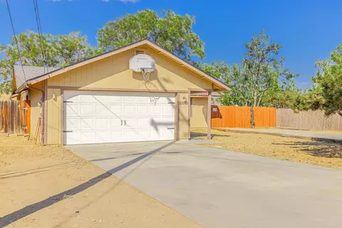 21005 Brentwood Dr, Tehachapi, CA 93561 photo 3