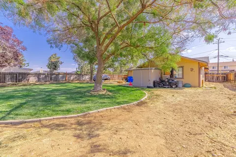 21005 Brentwood Dr, Tehachapi, CA 93561 photo 27
