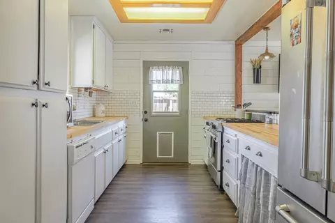 21005 Brentwood Dr, Tehachapi, CA 93561 photo 11
