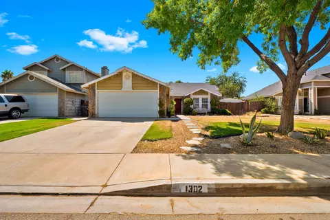 1302 Samra Ave, Lancaster, CA 93535 photo 3