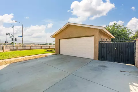 37203 52nd St E, Palmdale, CA 93552 photo 3