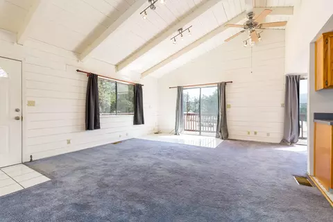 28205 Bear Valley Rd, Tehachapi, CA 93561 photo 6