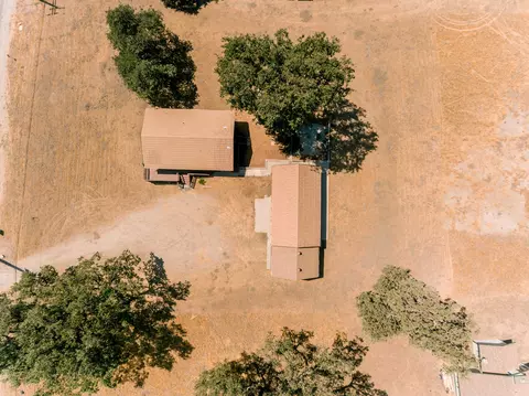 28205 Bear Valley Rd, Tehachapi, CA 93561 photo 20