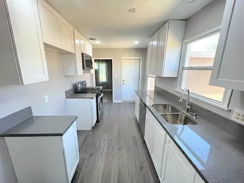 44240 Foxton Ave, Lancaster, CA 93535 photo 3