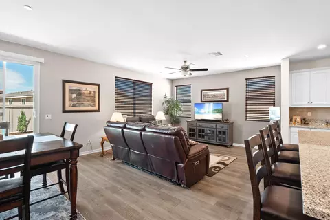 45131 Landing Pl, Lancaster, CA 93536 photo 11
