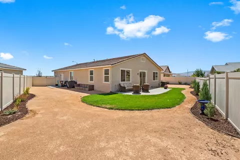45131 Landing Pl, Lancaster, CA 93536 photo 25