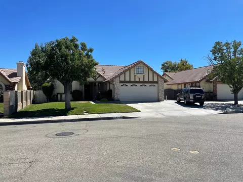 43024 Denmore Ave E, Lancaster, CA 93535 photo 2