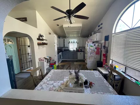 43024 Denmore Ave E, Lancaster, CA 93535 photo 4