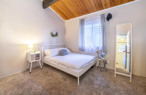 2040 Mojave Scenic Dr, Wrightwood, CA 92397 photo 9