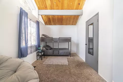 2040 Mojave Scenic Dr, Wrightwood, CA 92397 photo 10