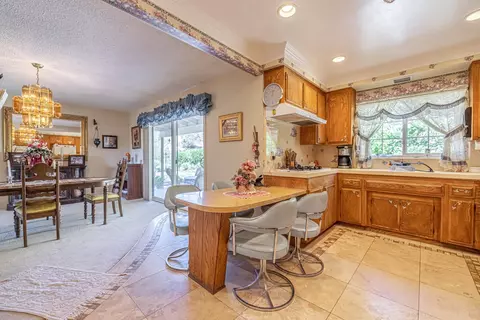 11226 Denivelle Pl, Tujunga, CA 91043 photo 24