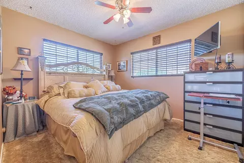 11226 Denivelle Pl, Tujunga, CA 91043 photo 19