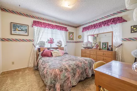 11226 Denivelle Pl, Tujunga, CA 91043 photo 16
