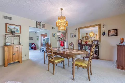 11226 Denivelle Pl, Tujunga, CA 91043 photo 21