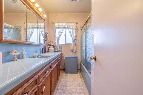11226 Denivelle Pl, Tujunga, CA 91043 photo 18
