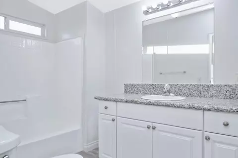 45111 25th St E #21, Lancaster, CA 93535 photo 9