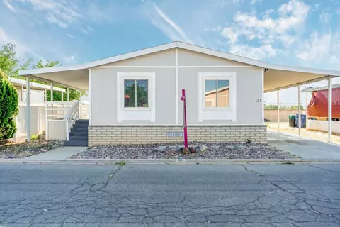 45111 25th St E #21, Lancaster, CA 93535 photo 1