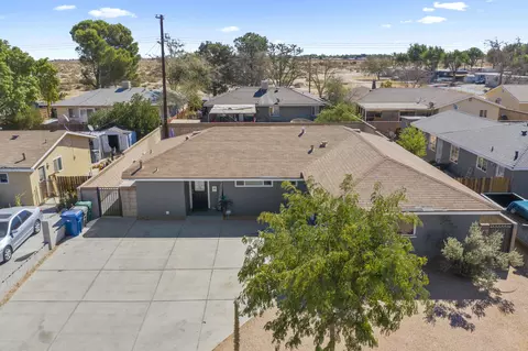 45542 Andale Ave, Lancaster, CA 93535 photo 2