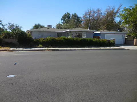 659 Avenue K 8 E, Lancaster, CA 93535 photo 1