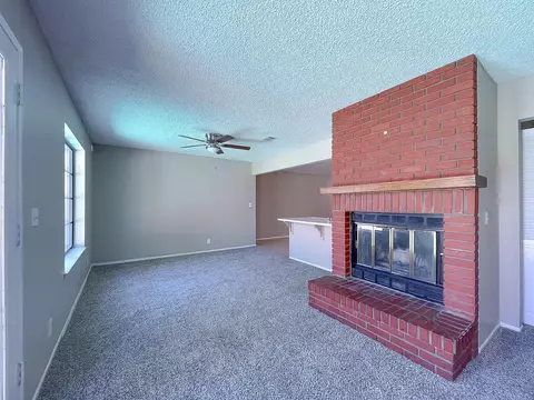 619 Avenue J6 E, Lancaster, CA 93535 photo 8