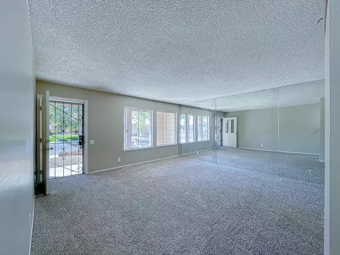 619 Avenue J6 E, Lancaster, CA 93535 photo 6