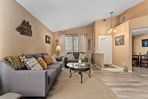 36713 Rose St, Palmdale, CA 93552 photo 5