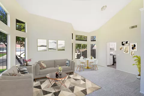 38040 26th St, Palmdale, CA 93550 photo 2