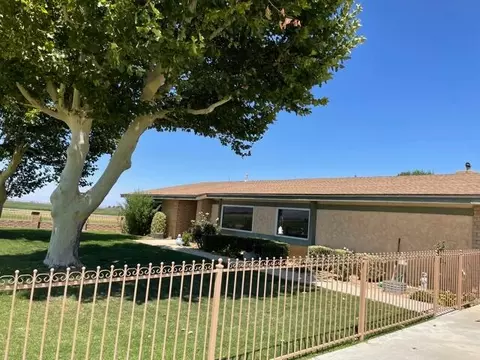 Exterior - 7263 E Avenue F8, Lancaster, CA 93535 photo 2 of 13