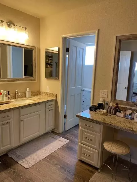 Bath - 7263 E Avenue F8, Lancaster, CA 93535 photo 1 of 5