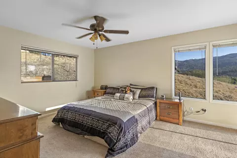 23580 Lakeview Dr, Tehachapi, CA 93561 photo 17
