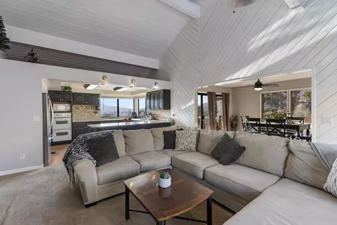 23580 Lakeview Dr, Tehachapi, CA 93561 photo 7